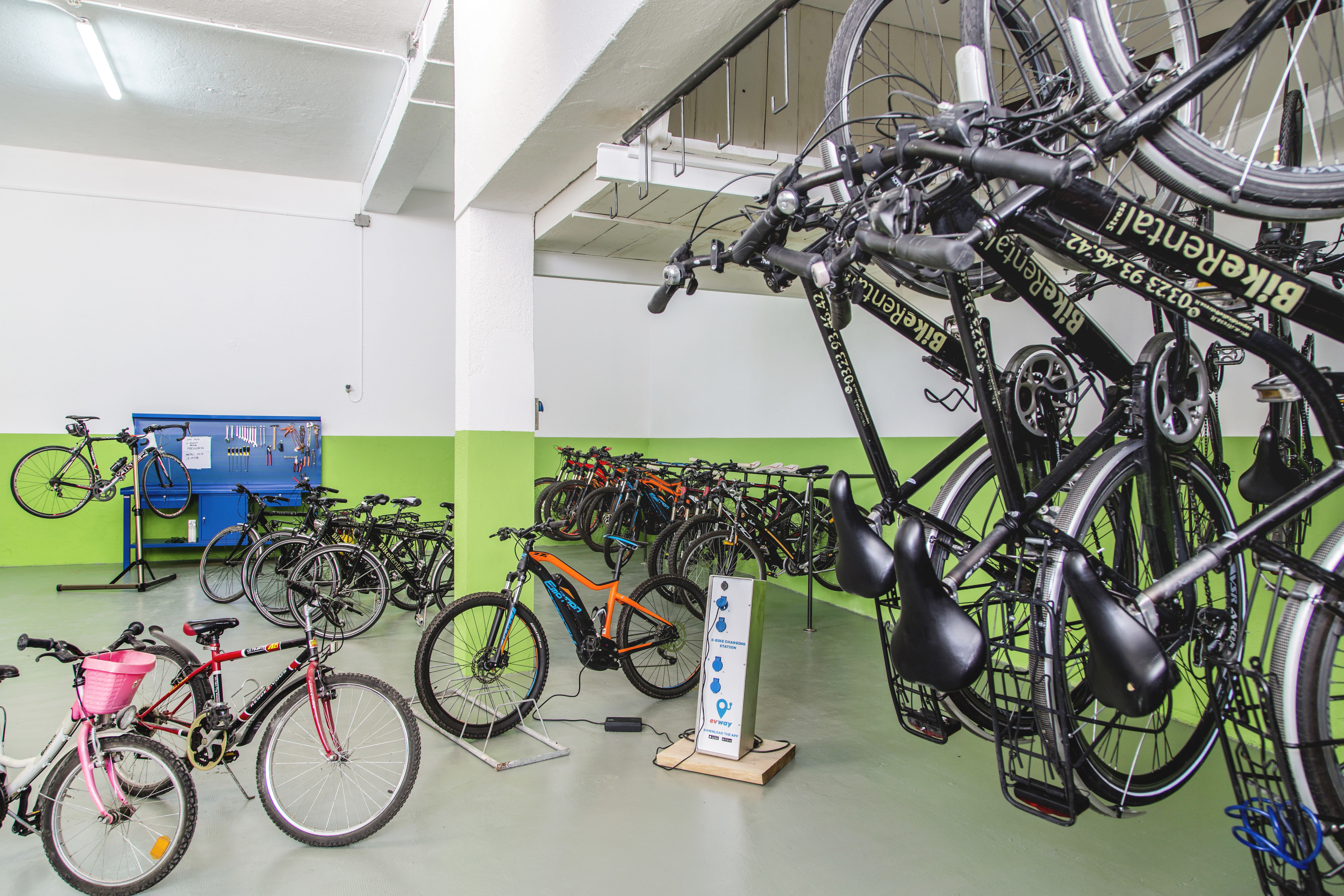 BIKE ROOM